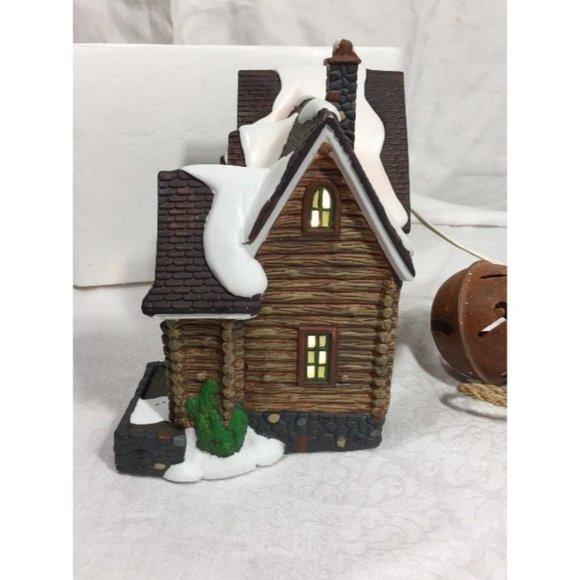 Santa's Workbench Collection - Picture 5 of 12